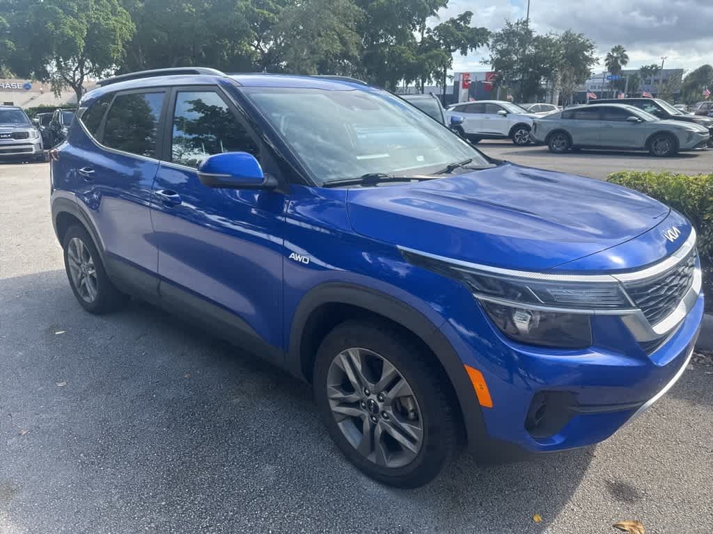 Thumbnail: 2022 Kia Seltos - 20