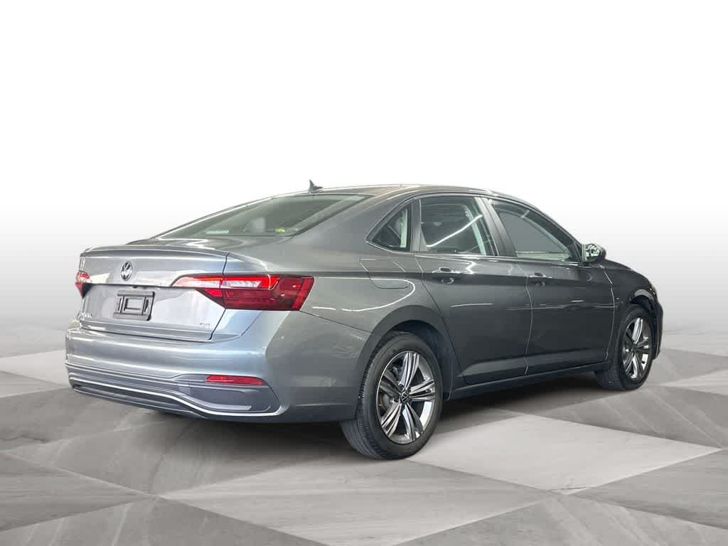Thumbnail: 2024 Volkswagen Jetta - 8
