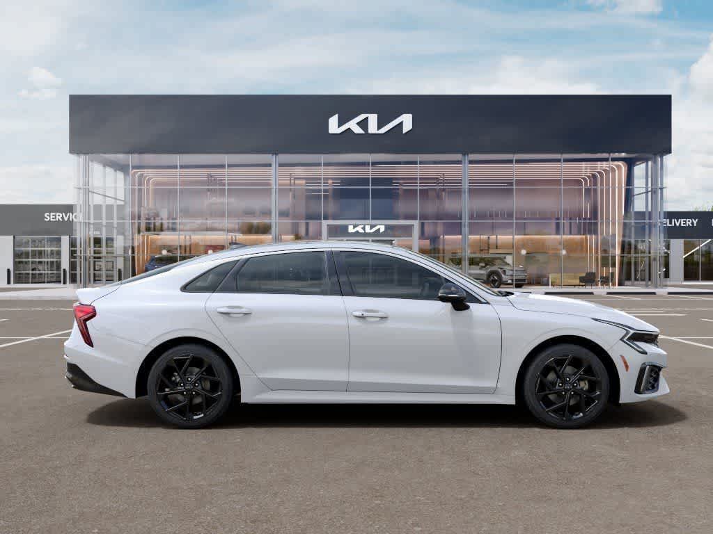 Thumbnail: 2026 Kia K5 - 4