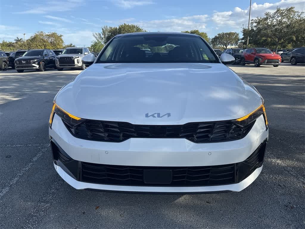 Thumbnail: 2025 Kia K5 - 14