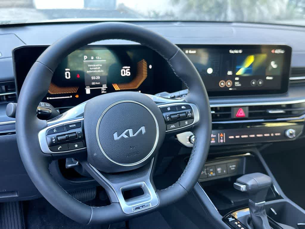 Thumbnail: 2025 Kia K5 - 13