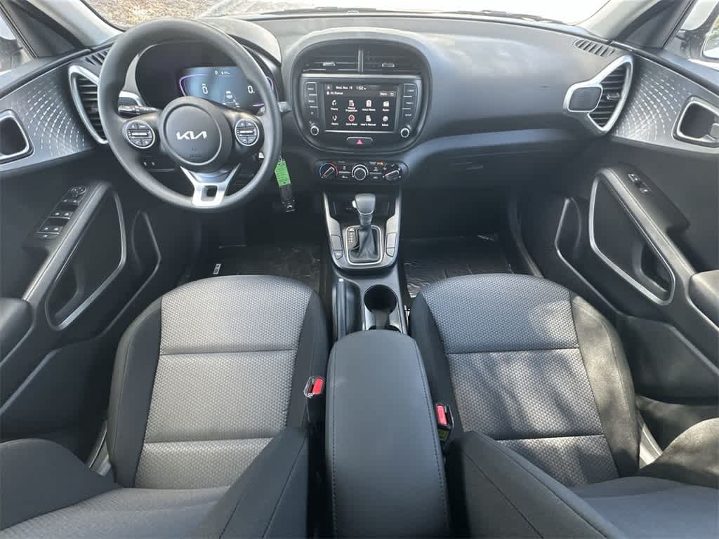 Thumbnail: 2025 Kia Soul - 24