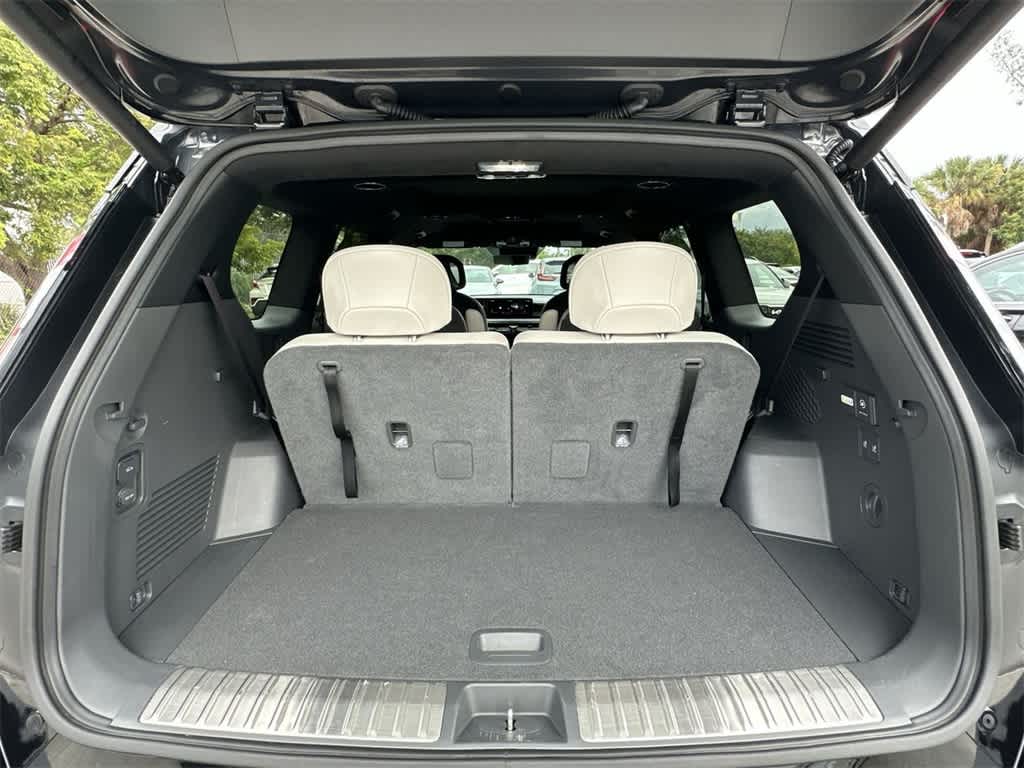 Thumbnail: 2025 Kia EV9 - 25