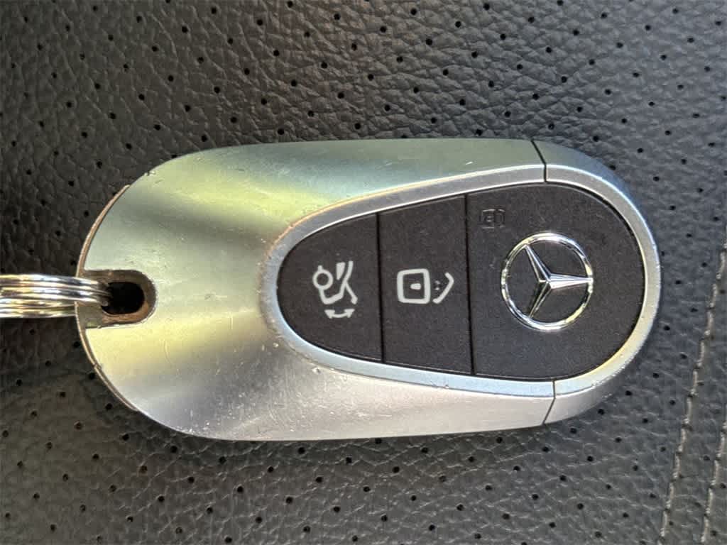 Thumbnail: 2024 Mercedes-Benz C-Class - 28