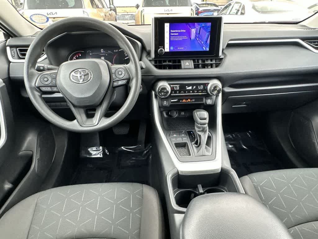Thumbnail: 2024 Toyota RAV4 - 17