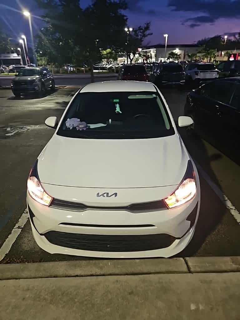 Thumbnail: 2023 Kia Rio - 1