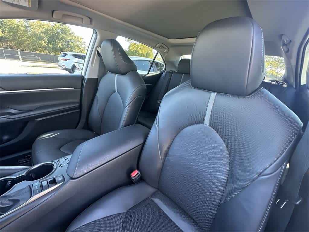 Thumbnail: 2023 Toyota Camry - 14