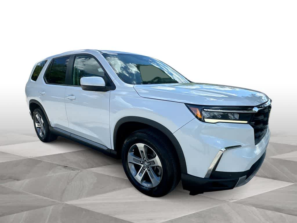Thumbnail: 2023 Honda Pilot - 2