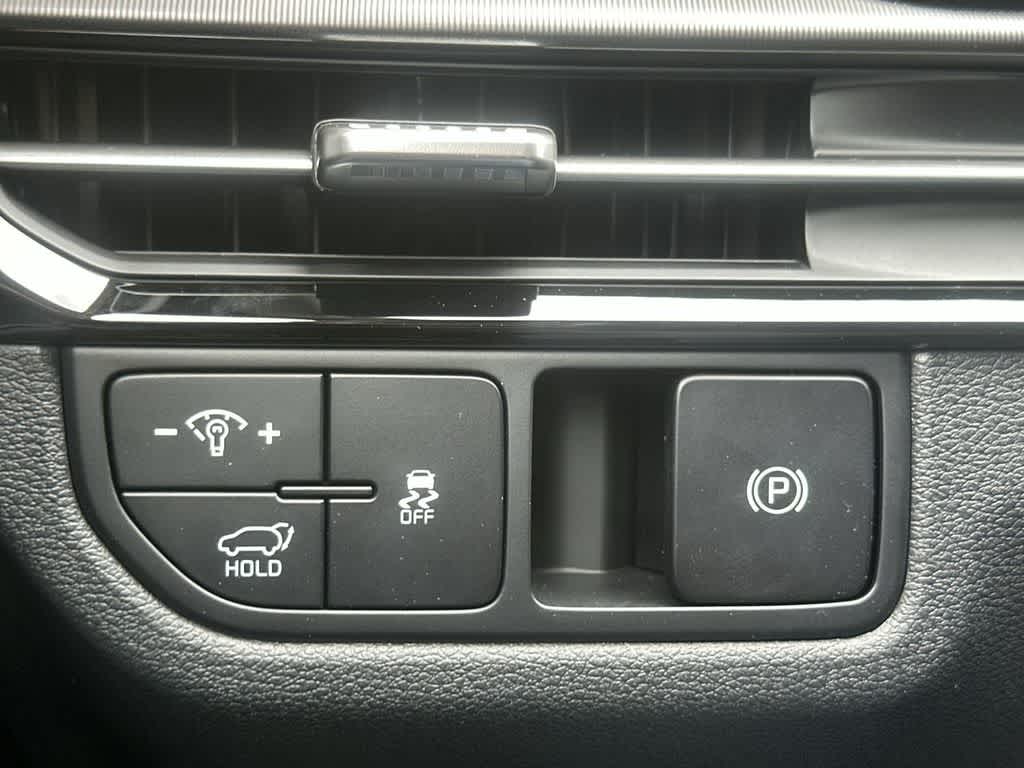 Thumbnail: 2026 Kia Sportage - 23
