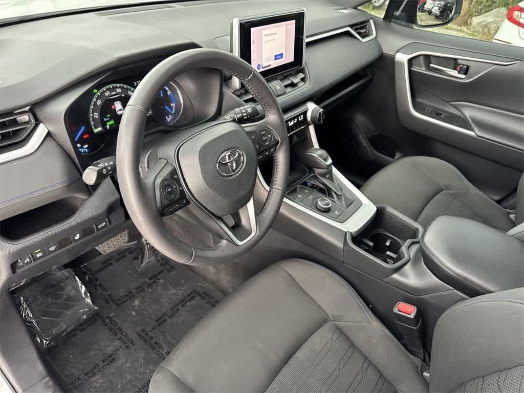 Thumbnail: 2023 Toyota RAV4 - 13