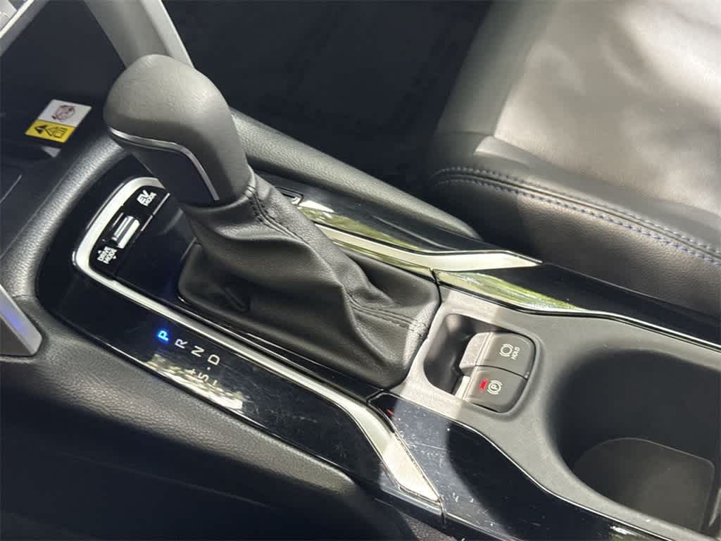 Thumbnail: 2023 Toyota Corolla Cross - 21