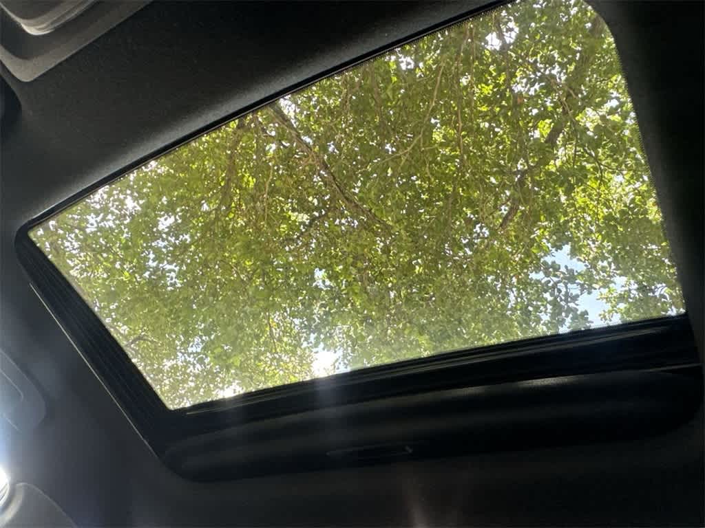 Thumbnail: 2023 Toyota Corolla Cross - 17