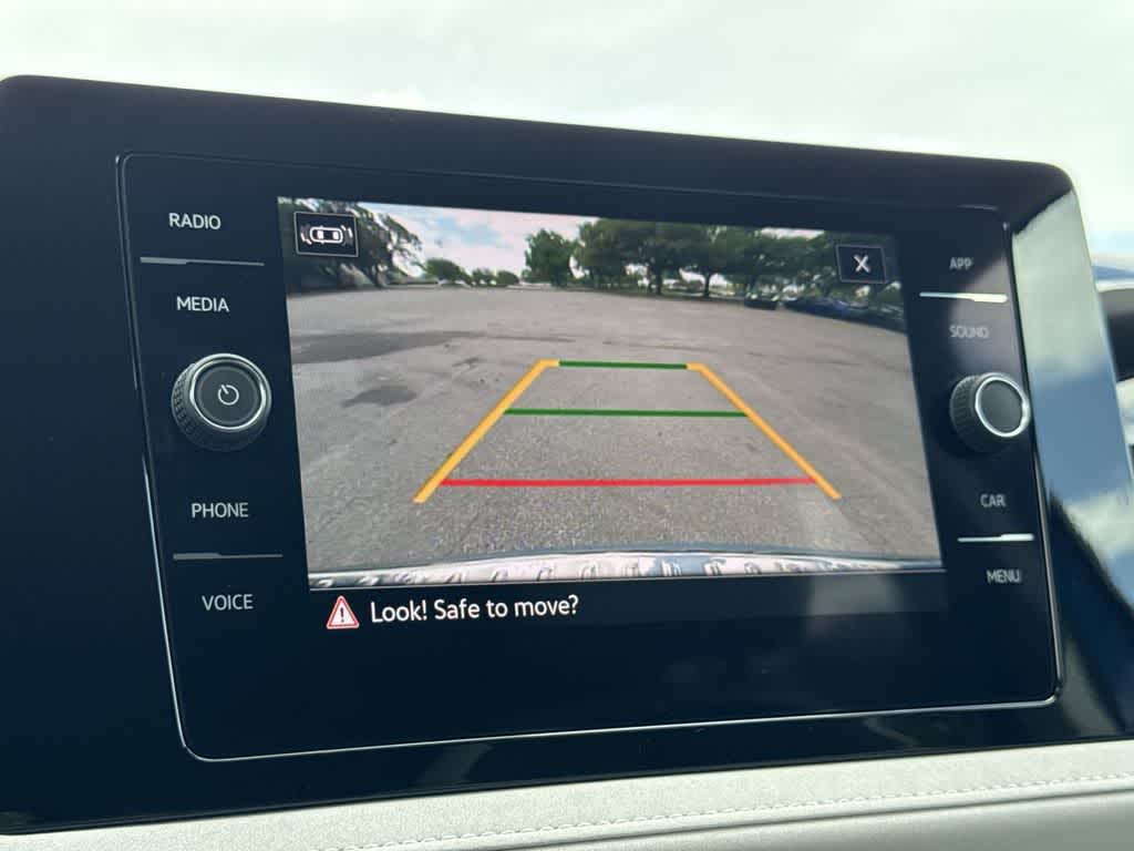 Thumbnail: 2025 Volkswagen Taos - 19