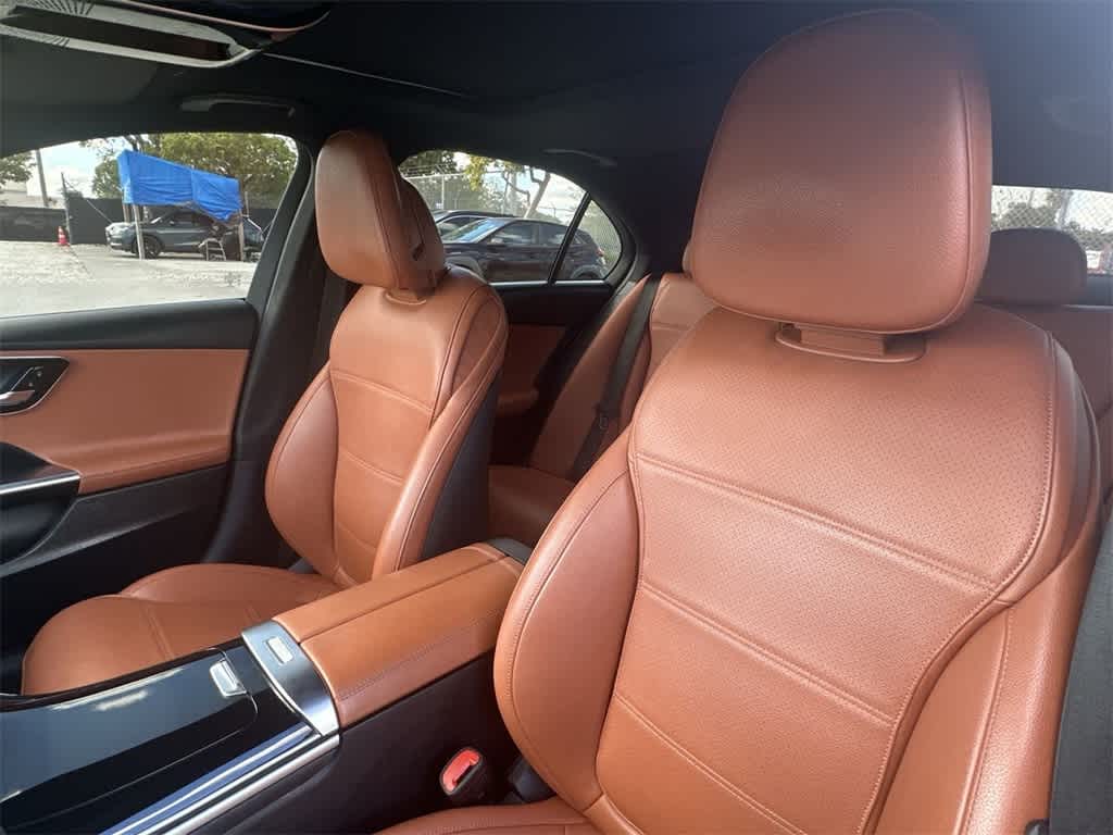 Thumbnail: 2022 Mercedes-Benz C-Class - 14