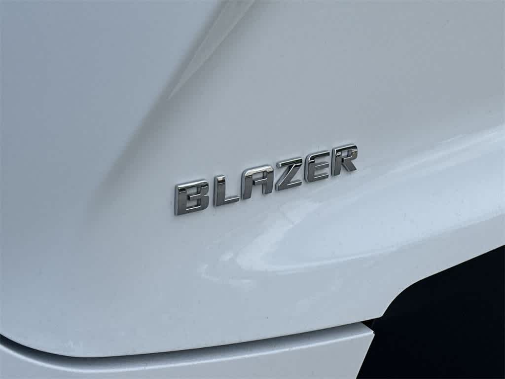Thumbnail: 2025 Chevrolet Blazer - 10