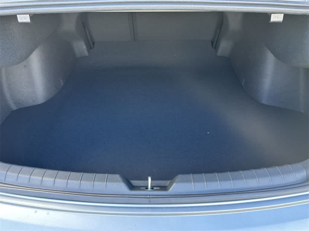 Thumbnail: 2026 Kia K5 - 25