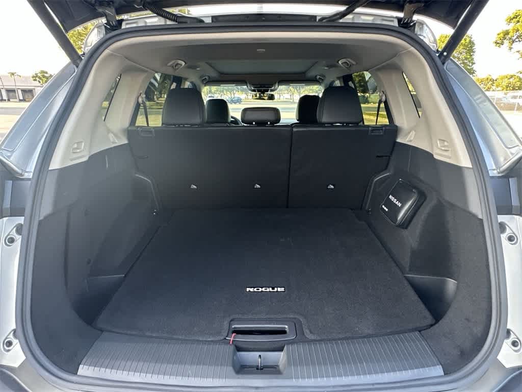 Thumbnail: 2023 Nissan Rogue - 25