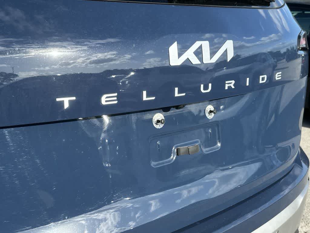 Thumbnail: 2023 Kia Telluride - 10