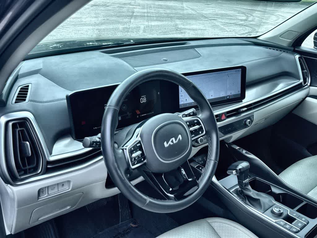 Thumbnail: 2025 Kia Sorento - 13