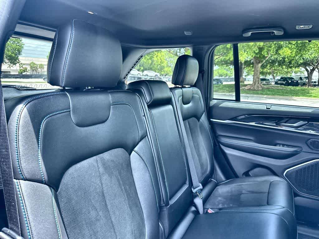 Thumbnail: 2022 Jeep Grand Cherokee - 26