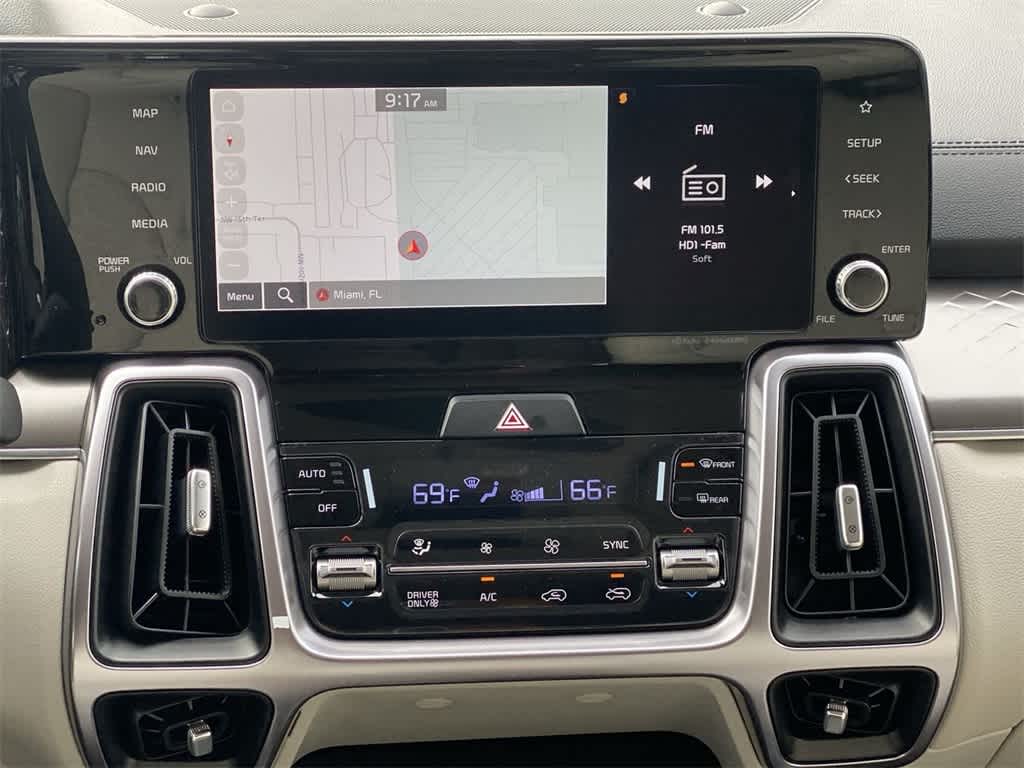 Thumbnail: 2024 Kia Sorento - 18