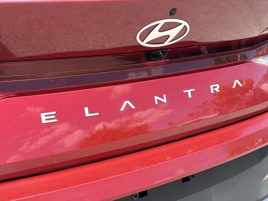 Thumbnail: 2024 Hyundai Elantra - 11