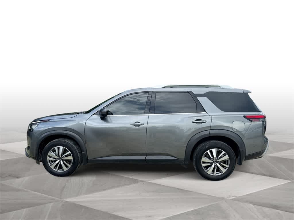 Thumbnail: 2023 Nissan Pathfinder - 5