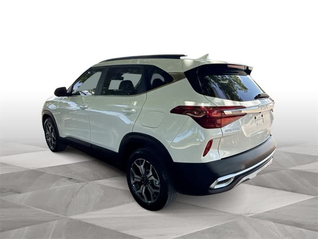Thumbnail: 2023 Kia Seltos - 6