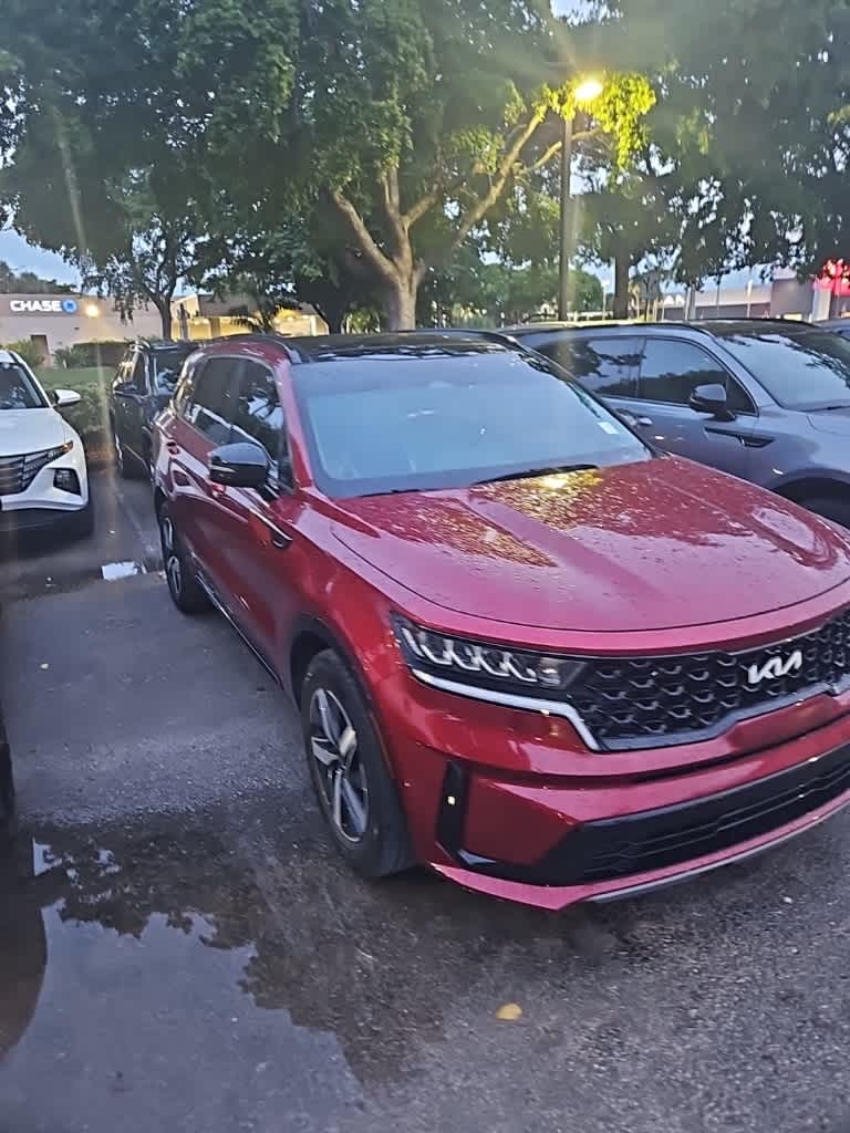 Thumbnail: 2022 Kia Sorento - 8