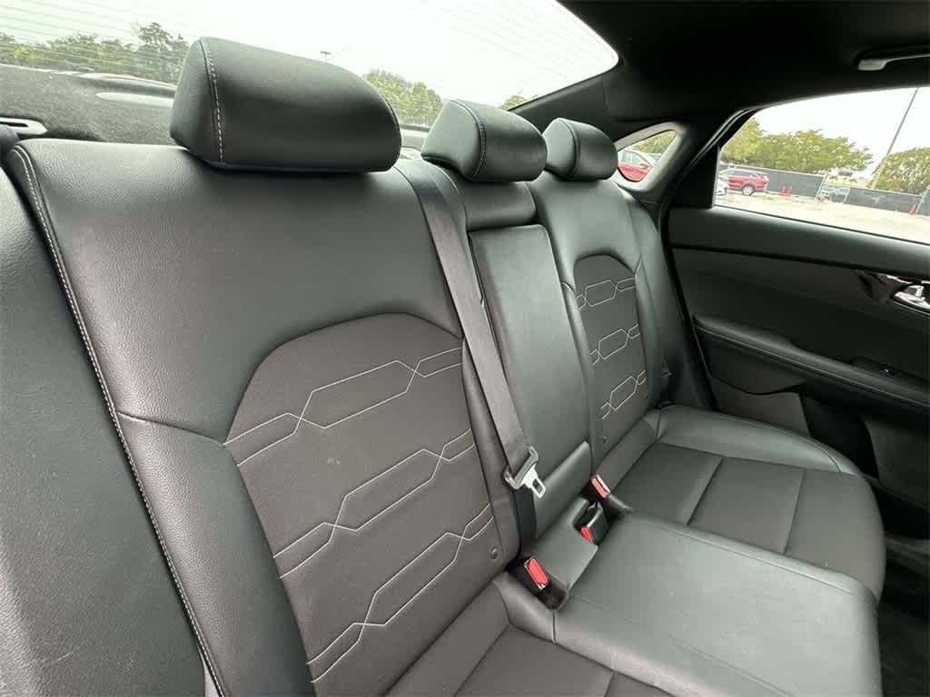 Thumbnail: 2024 Kia Forte - 26