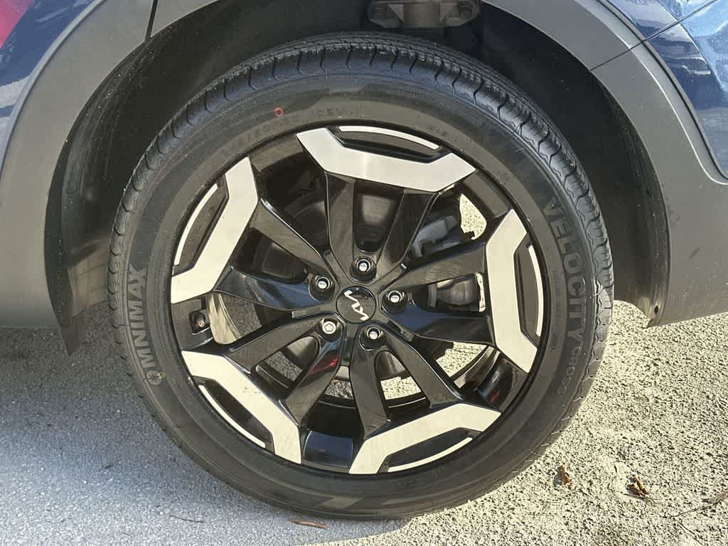 Thumbnail: 2023 Kia Telluride - 11