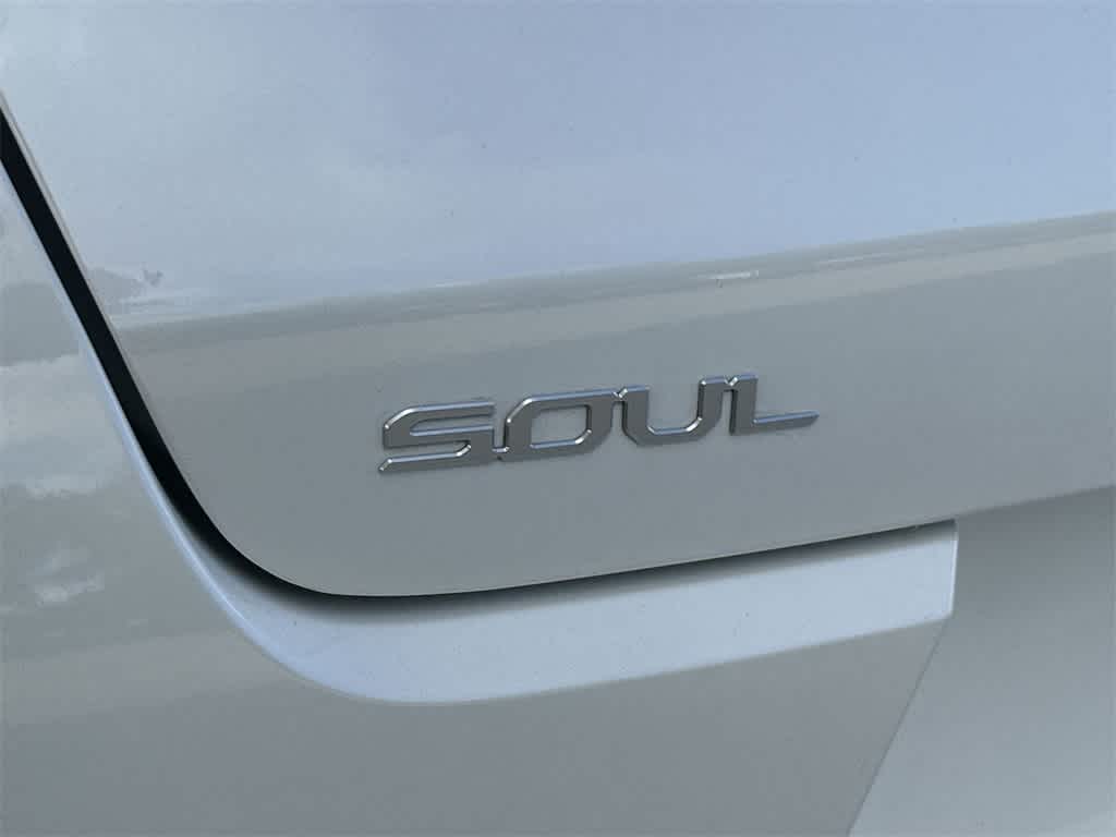 Thumbnail: 2023 Kia Soul - 10