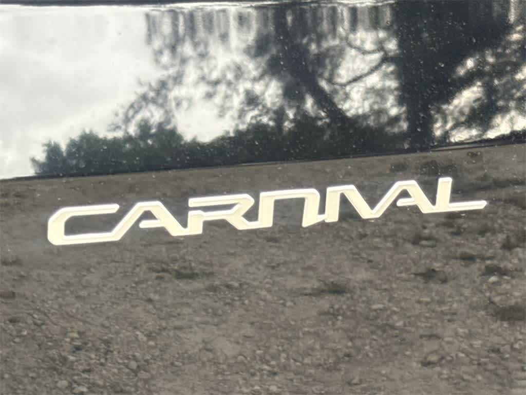 Thumbnail: 2024 Kia Carnival - 10