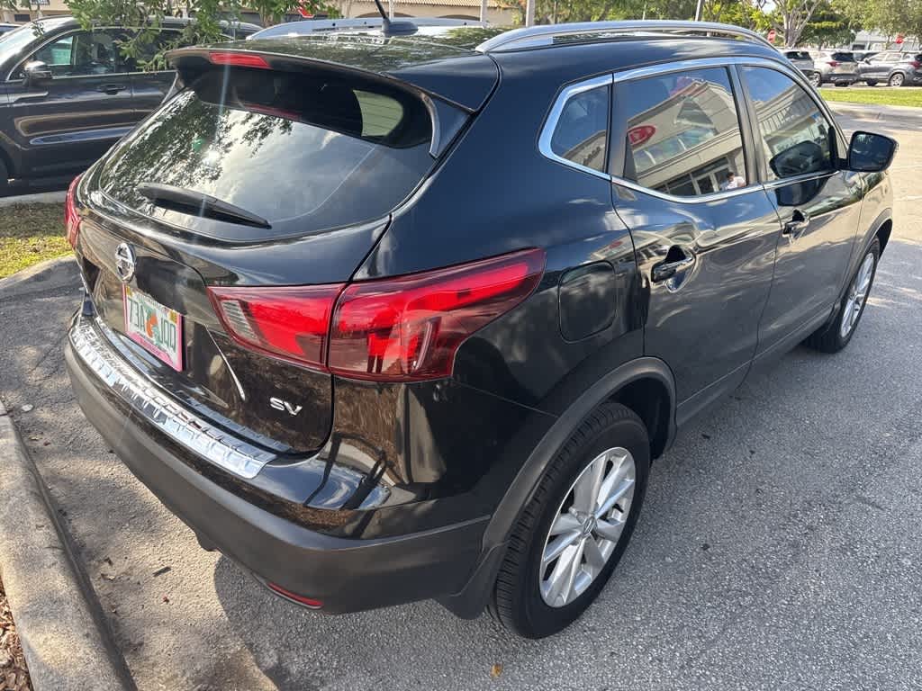 2018 Nissan Rogue Sport SV 3