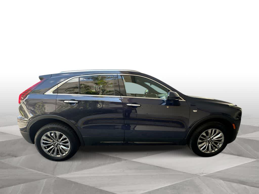 Thumbnail: 2025 Cadillac XT4 - 9