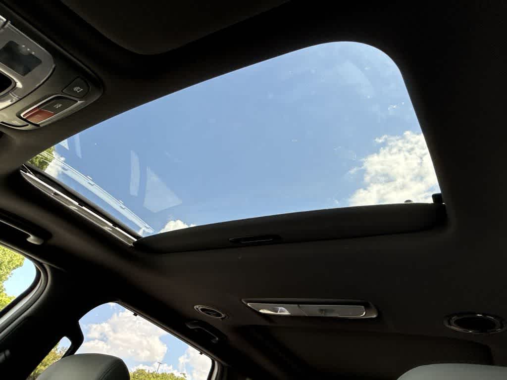 Thumbnail: 2023 Kia Telluride - 17