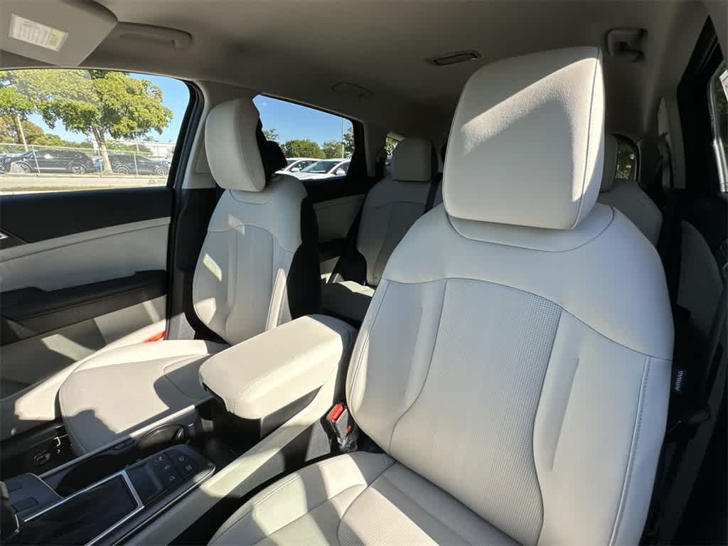 Thumbnail: 2026 Kia Sportage - 14