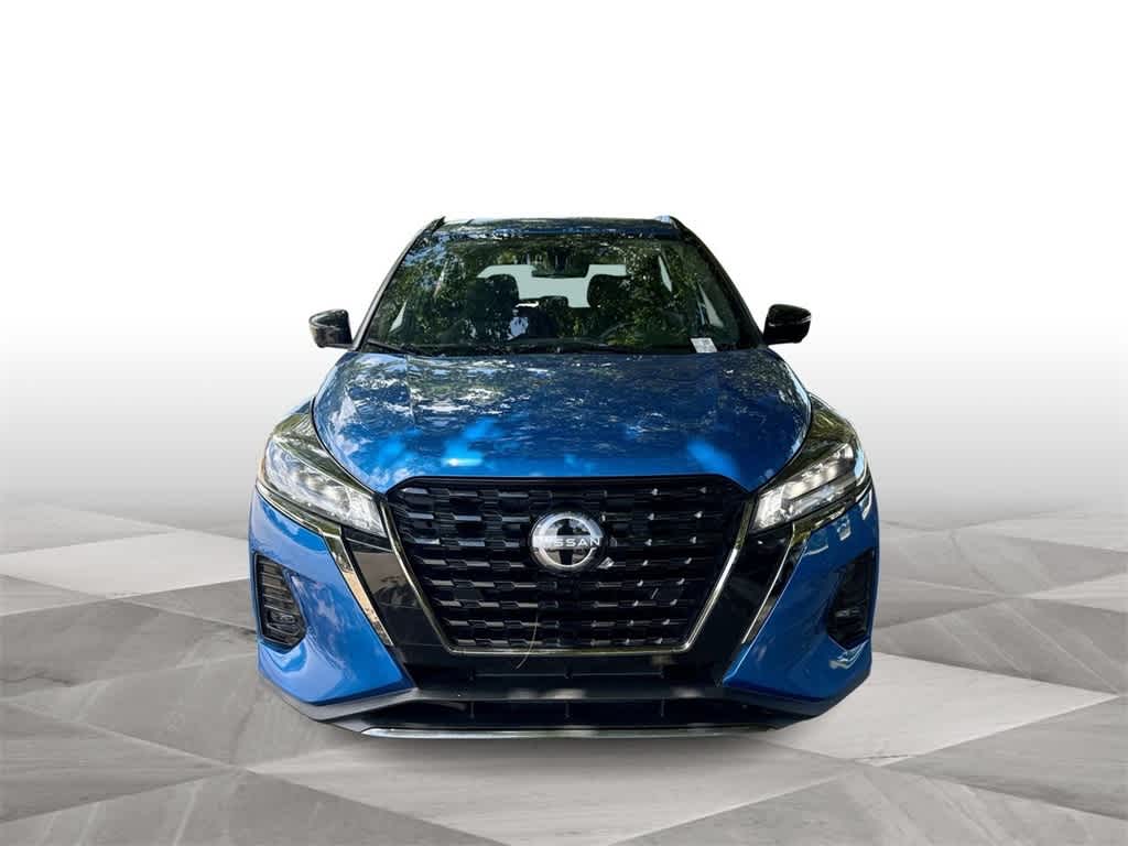 Thumbnail: 2023 Nissan Kicks - 3