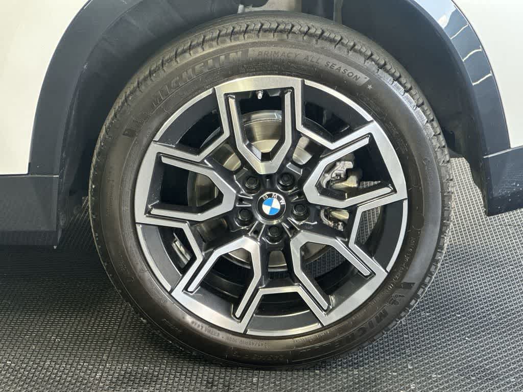 Thumbnail: 2024 BMW X1 - 11