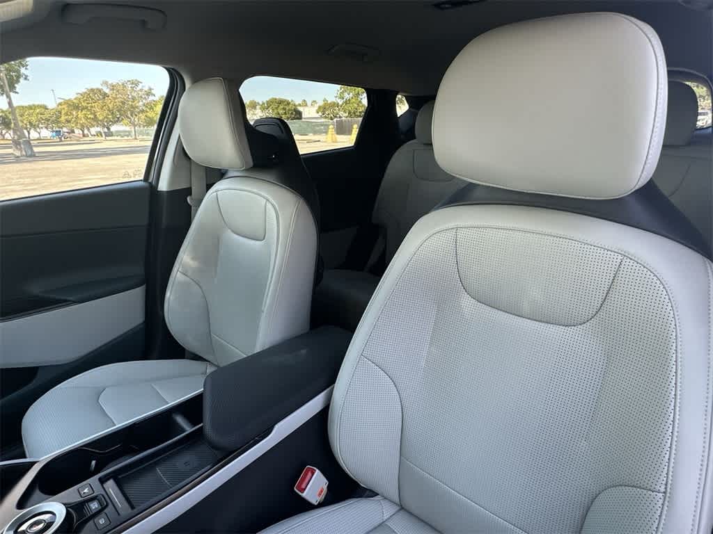 Thumbnail: 2025 Kia EV6 - 14