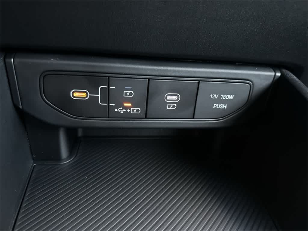 Thumbnail: 2026 Kia K4 - 17