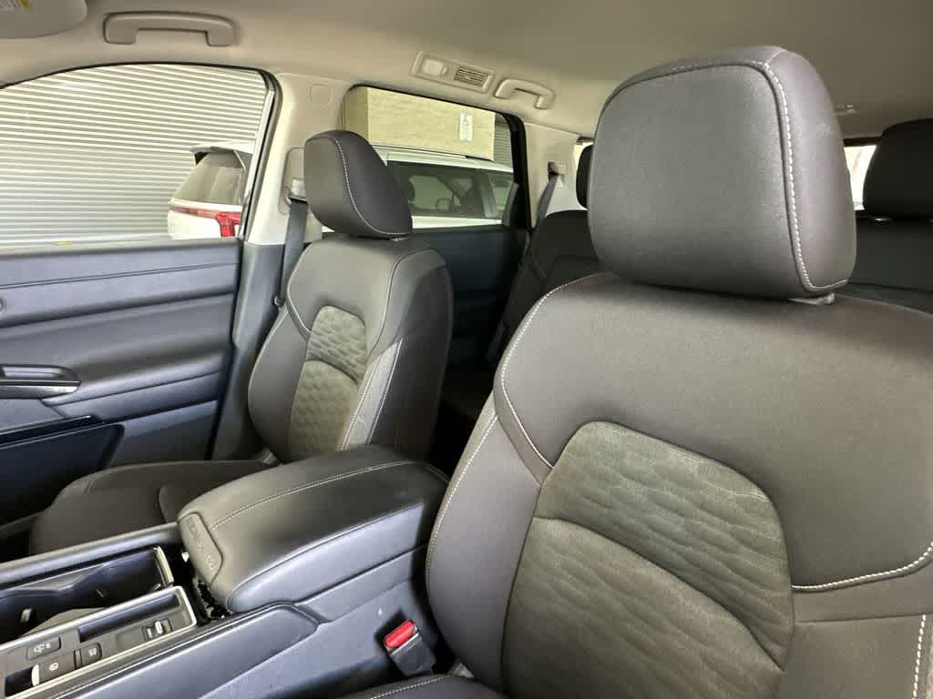 Thumbnail: 2025 Nissan Pathfinder - 14