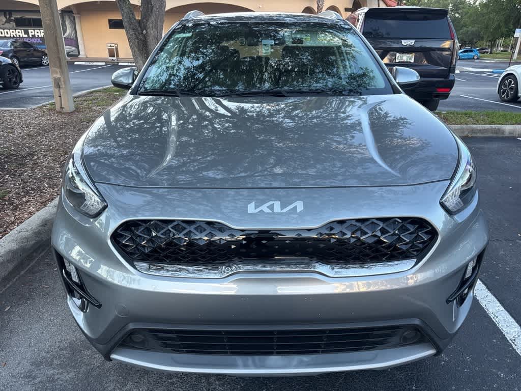 Thumbnail: 2022 Kia Niro - 6