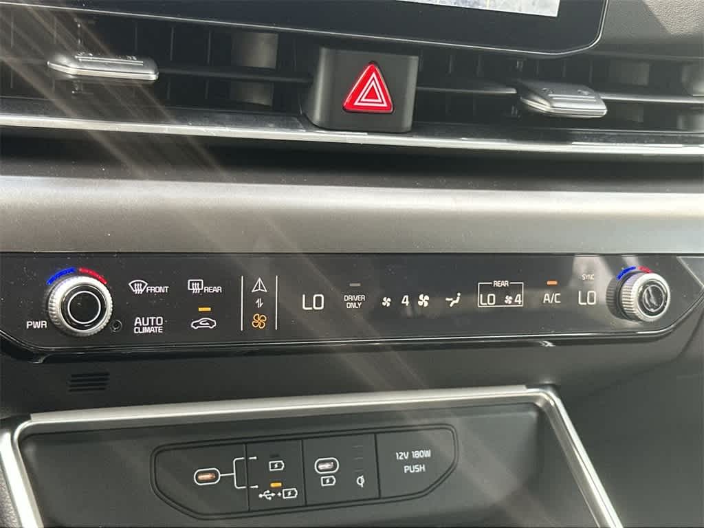 Thumbnail: 2026 Kia Carnival - 20