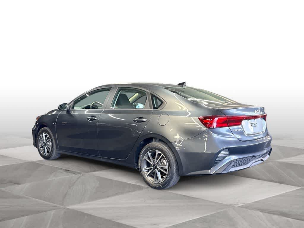 Thumbnail: 2024 Kia Forte - 6