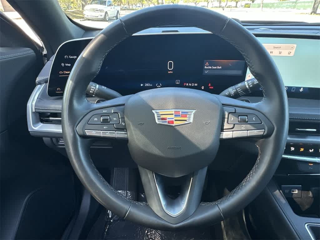 Thumbnail: 2025 Cadillac XT4 - 15