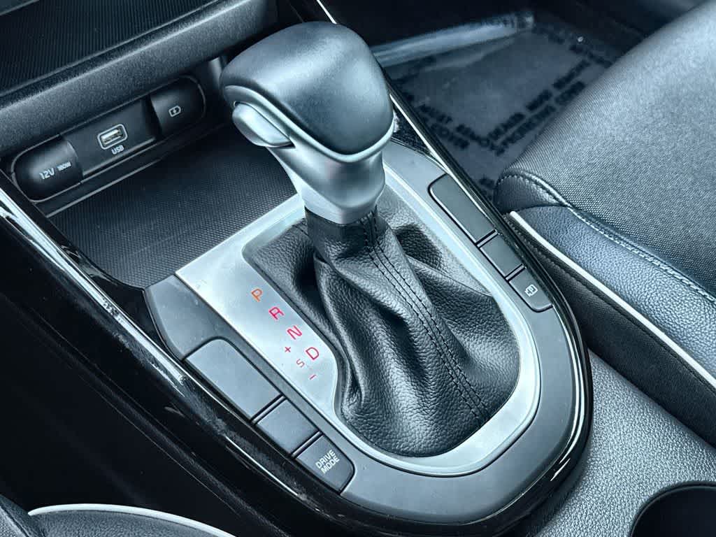 Thumbnail: 2023 Kia Forte - 21