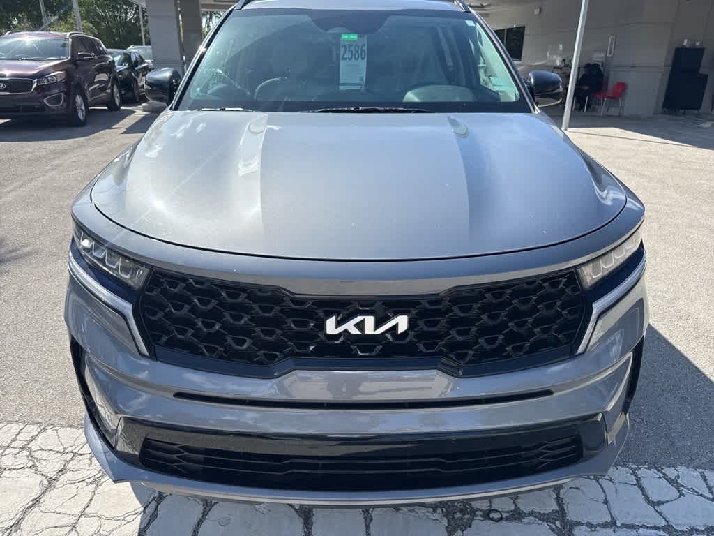 Thumbnail: 2023 Kia Sorento - 5