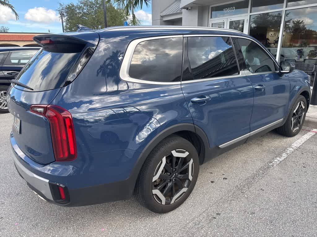 Thumbnail: 2023 Kia Telluride - 4