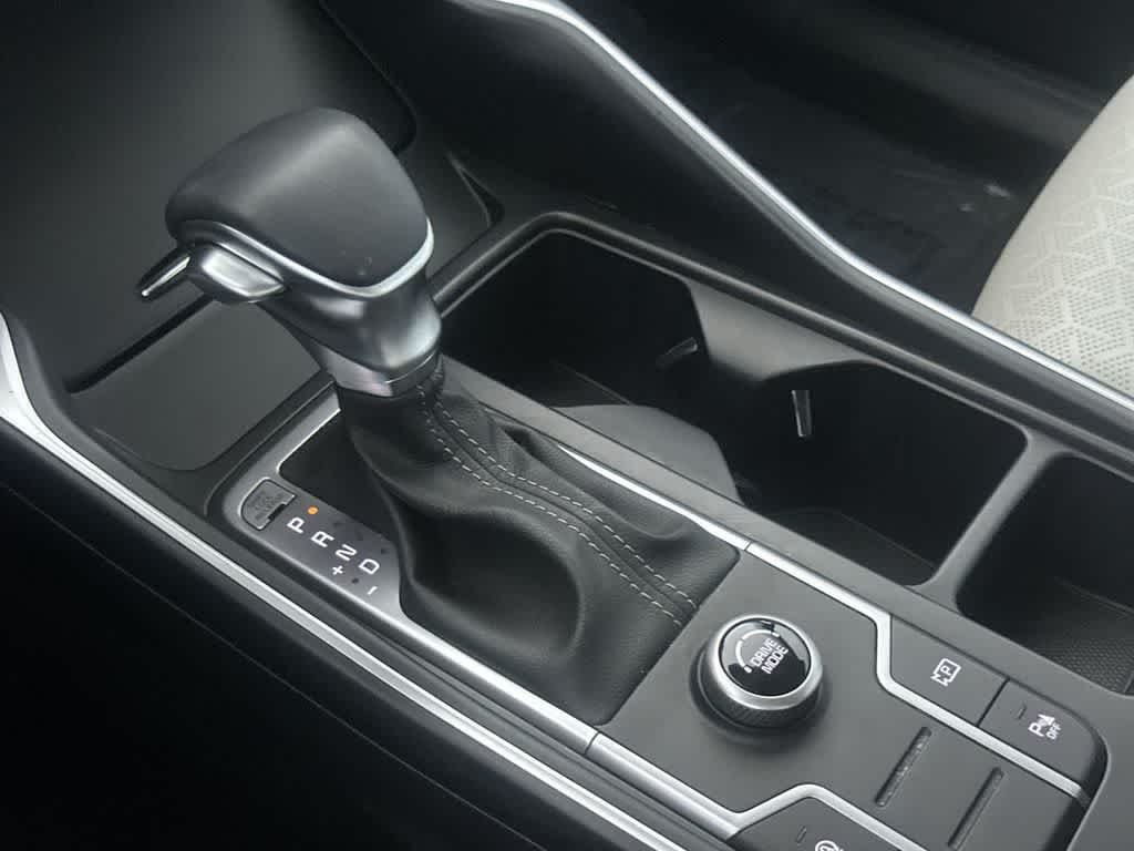 Thumbnail: 2023 Kia Sorento - 21